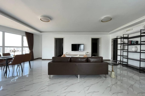 STYLISH TWO BEDROOM FOR RENT-NEAR CIA 2004🍀