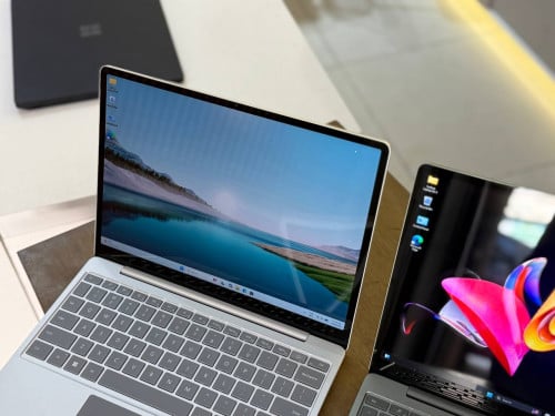 Surface Laptop Go 3 ( Grade A )CPU Core i5-12th, RAM 8GB, SSD 256GB, Screen HD+ Touch Screen