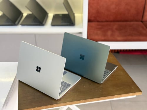 Surface Laptop Go 3 ( Grade A )CPU Core i5-12th, RAM 8GB, SSD 256GB, Screen HD+ Touch Screen