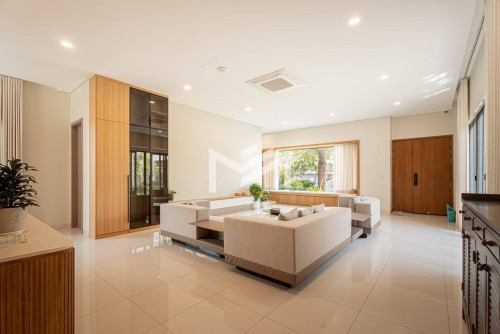 Swimming Pool 5 Bedrooms Villa for Rent in Borey Chankiri near Aeon Mall 3