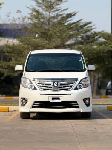 Toyota Alphard 2013 Option Type Gold