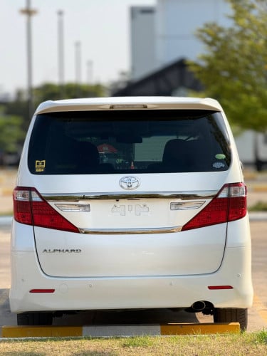 Toyota Alphard 2013 Option Type Gold