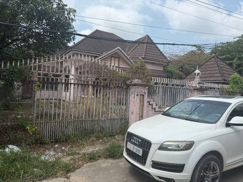 Villa for sale