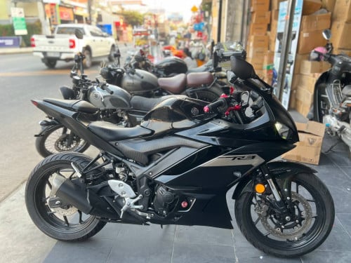 YAMAHA R3 V4 2019 កំលាំង 320cc ក្រដាសពន្ធ ជប៉ុនសុទ្ធ នៅខ្ចីស្អាត