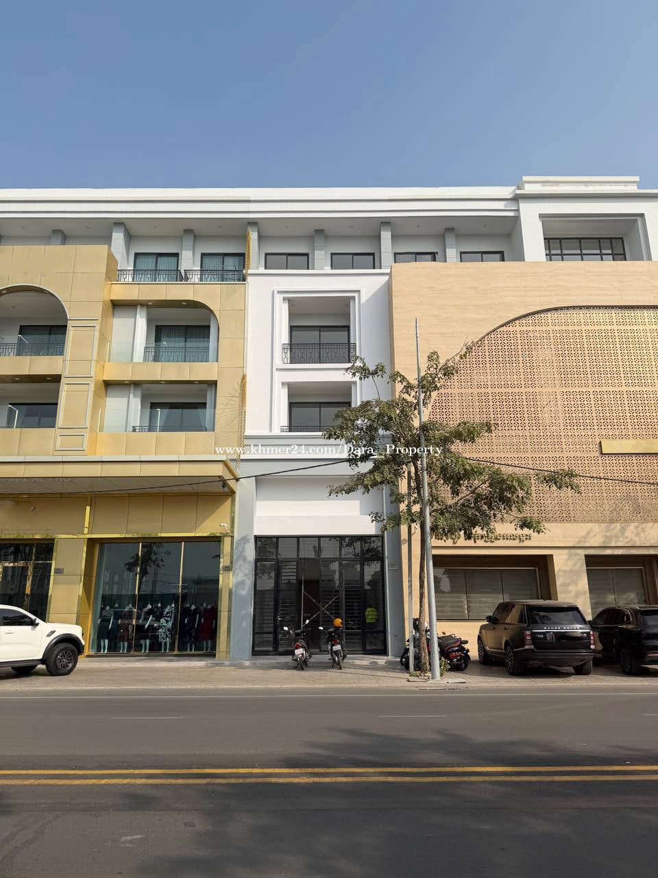 ផ្ទះអាជីវកម្មសម្រាប់ជួល | ShopHouse for Rent at Borey Chip Mong Land Mark 271