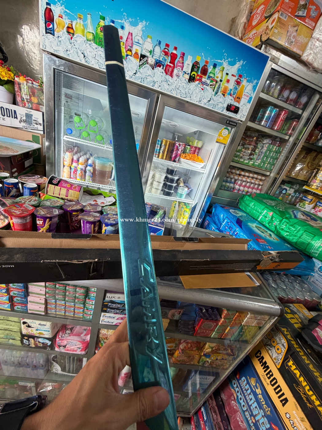 បូឌៀទ្វាចំហៀងសាច់ល្អ បាឡែន TOYOTA Camry (ឡៃឡុង)