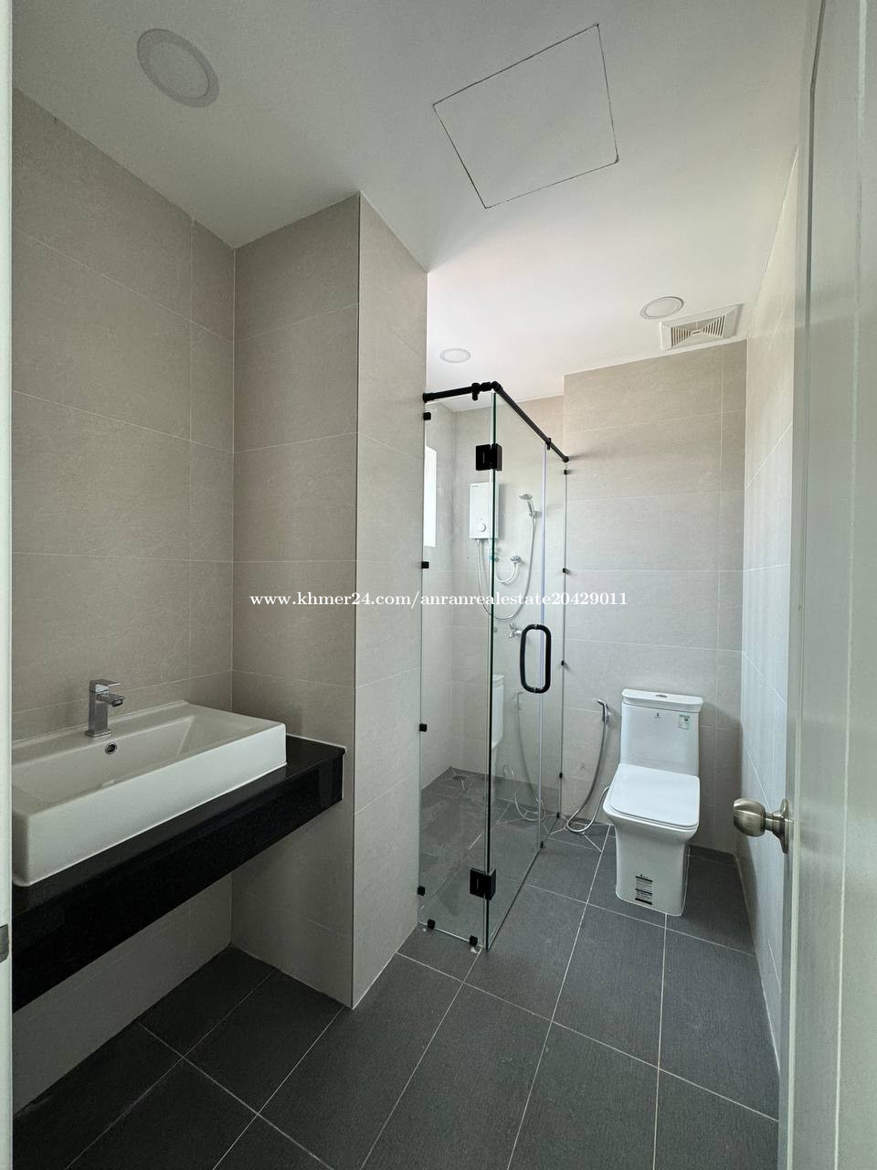 Chamkar Mon, Phnom Penh - photo 12