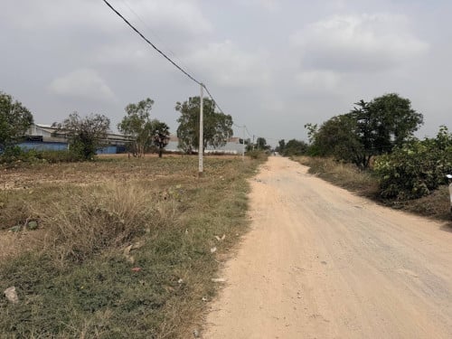 ដីលក់នៅឃ្មួញ ជិត បសស