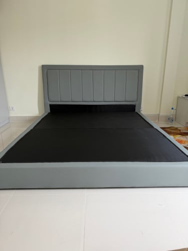 គ្រែគេង 1.8m x 2m