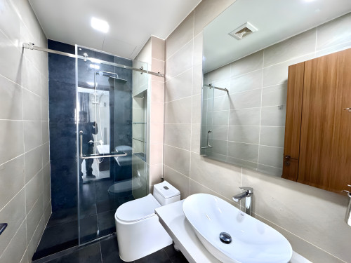 𝐅𝐨𝐫 𝐑𝐞𝐧𝐭: 2-Bedroom Modern Apartment – Boeng Trobek, Chomkarmorn