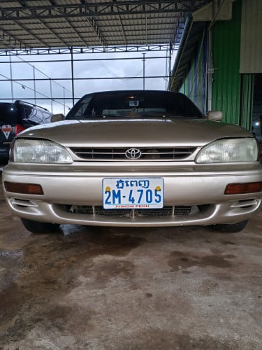 ឡានលក់camryហើម1996តម្លៃ3200ចរចារឡានស្អាតម៉ាសុីនប្រអប់លេខដំណើរការល្អ