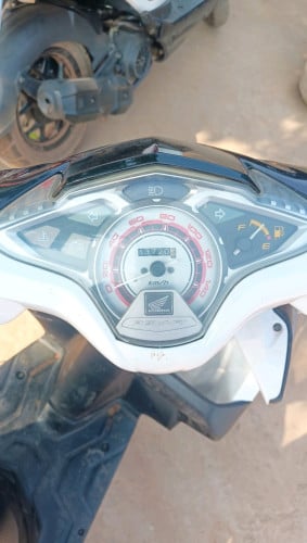 ម៉ូតូលក់Honda Click 2011 for sale