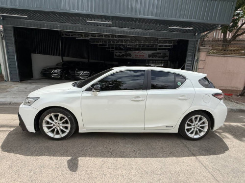 ♻️Lexus CT200h 2013