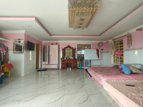 🏦House Available for Urgent Sale at a Special Price (Negotiable).