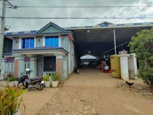 🏦House Available for Urgent Sale at a Special Price (Negotiable).