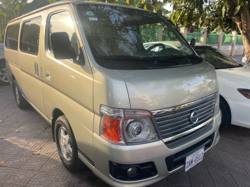 🚙 Nissan URVAN ឆ្នាំ 2007 ម៉ាស៊ីនម៉ាស៊ូតលេខដៃម៉ាសុីនធំ 3.0 Japan ឆ្វេងសុីន
