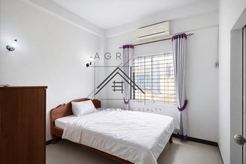 2 Bedroom Apartment For Rent in Tonle Basak