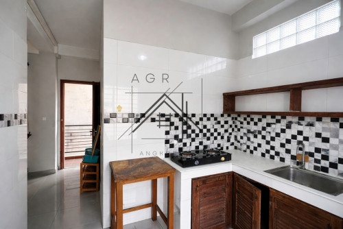 2 Bedroom Apartment For Rent in Tonle Basak