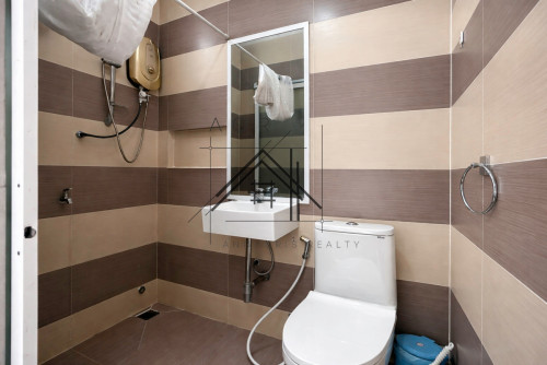 2 Bedroom Apartment For Rent in Tonle Basak