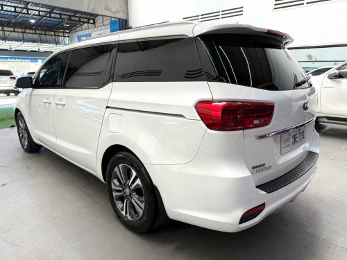 2020 Kia Carnival ឡានក្រហ៊ុនទិញខ្លាញ់គោ