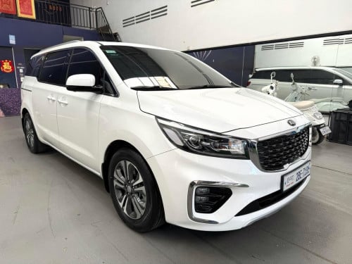2020 Kia Carnival ឡានក្រហ៊ុនទិញខ្លាញ់គោ