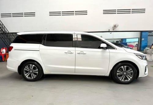2020 Kia Carnival ឡានក្រហ៊ុនទិញខ្លាញ់គោ