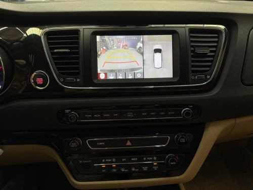 2020 Kia Carnival ឡានក្រហ៊ុនទិញខ្លាញ់គោ