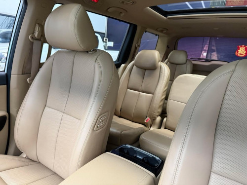 2020 Kia Carnival ឡានក្រហ៊ុនទិញខ្លាញ់គោ
