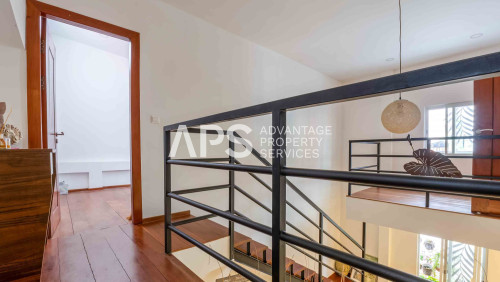 3 Bedroom Renovated Apartment for Sale | Daun Penh | Phnom Penh