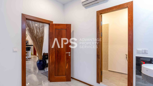 3 Bedroom Renovated Apartment for Sale | Daun Penh | Phnom Penh