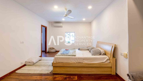 3 Bedroom Renovated Apartment for Sale | Daun Penh | Phnom Penh