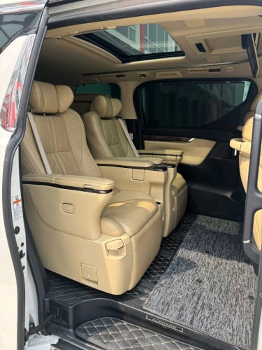 Alphard018 executive lounge V6 -មានលុយ30000$ដកឡានបានភ្លាម