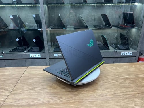 Asus Rog Strix G814 (Gaming&Design)