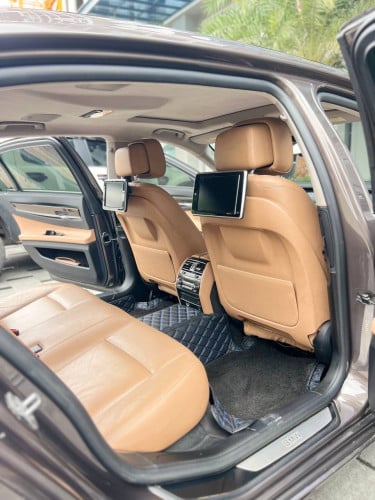 BMW 740LI / 2014 up 22💲
