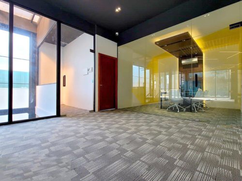 Buildingโ Forโ Rent