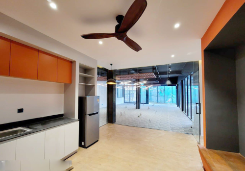 Buildingโ Forโ Rent