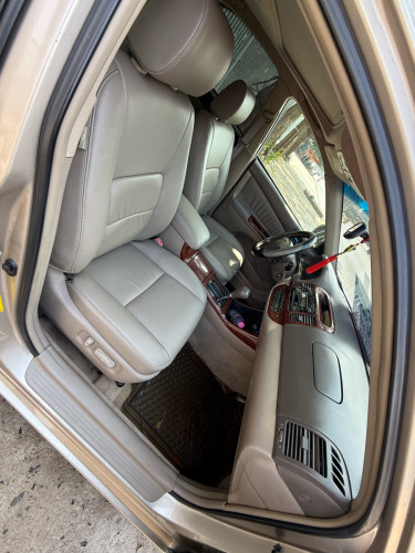 Camry 2002 XLE full option