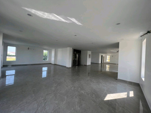 Commercial Building For Rent / ChroyChongva