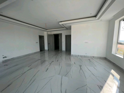 Commercial Building For Rent / ChroyChongva