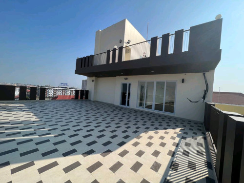 Commercial Building For Rent / ChroyChongva