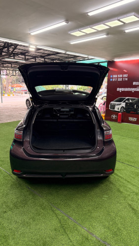 Leuxs CT200H ឆ្នាំ​ 2013 ប្រភេទឡាន​ស្អាត​ អត់បុក​ តម្លៃ​. 17800$ ចចារ💵