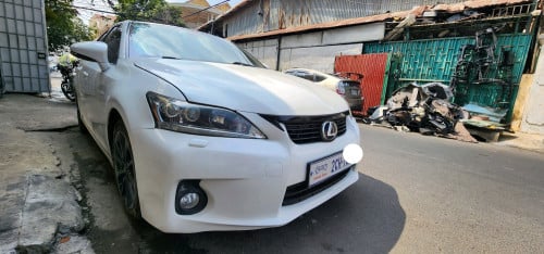 LEXUS CT 200H. 011 full 17800