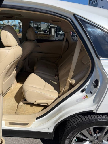 Lexus rx450h full option ប៉ុង 1 2013 ពូកស្បែក ក្នុងលឿង