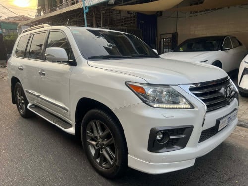LX570 2009 ឡើង 2015 គ្រឿងសុីនទាំងអស់ 49900$ ធានាថ្មីខ្លាំង ម្ចាស់ដើមផ្ទាល់