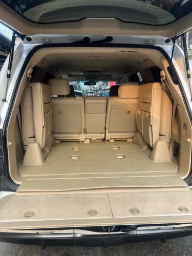 LX570 2009 ឡើង 2015 គ្រឿងសុីនទាំងអស់ 49900$ ធានាថ្មីខ្លាំង ម្ចាស់ដើមផ្ទាល់
