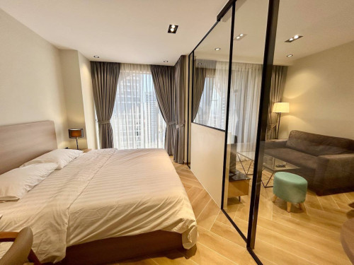 Modern 1-Bedroom for Rent in BKK1 | Prime Location