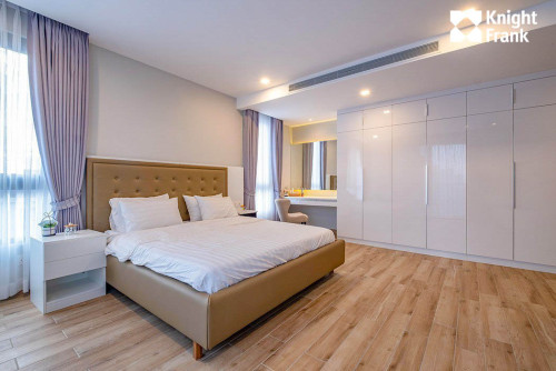 Modern 2BR Serviced Apartment | BKK1 (Ref: KHRA391)