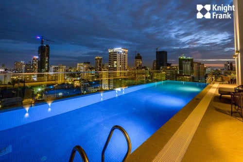 Modern 2BR Serviced Apartment | BKK1 (Ref: KHRA391)