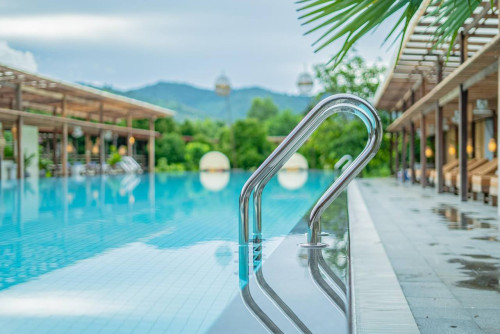Resort Along Prek Teuk Chhou For Sale in Korng Kampot
