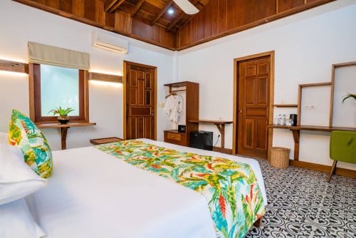Resort Along Prek Teuk Chhou For Sale in Korng Kampot